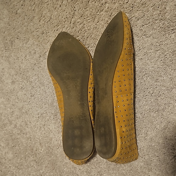 Steve Madden studded flats - Picture 2 of 4